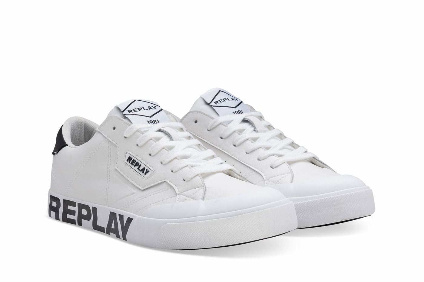 Replay men’s College Print lace up sneaker